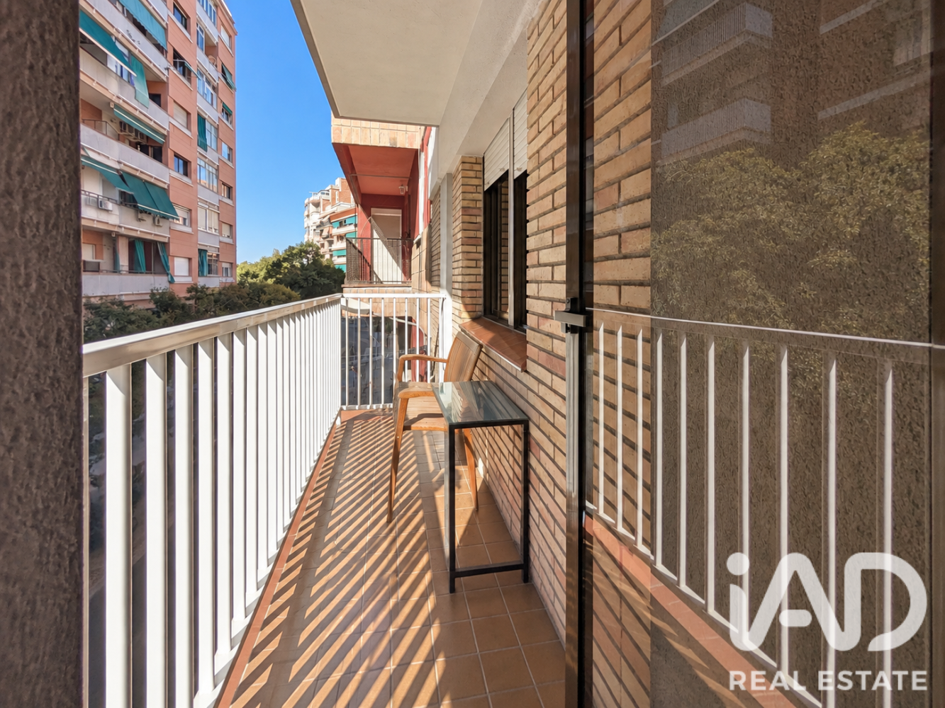 Apartment à Barcelona, Espagne 80 m2 No. 197881
