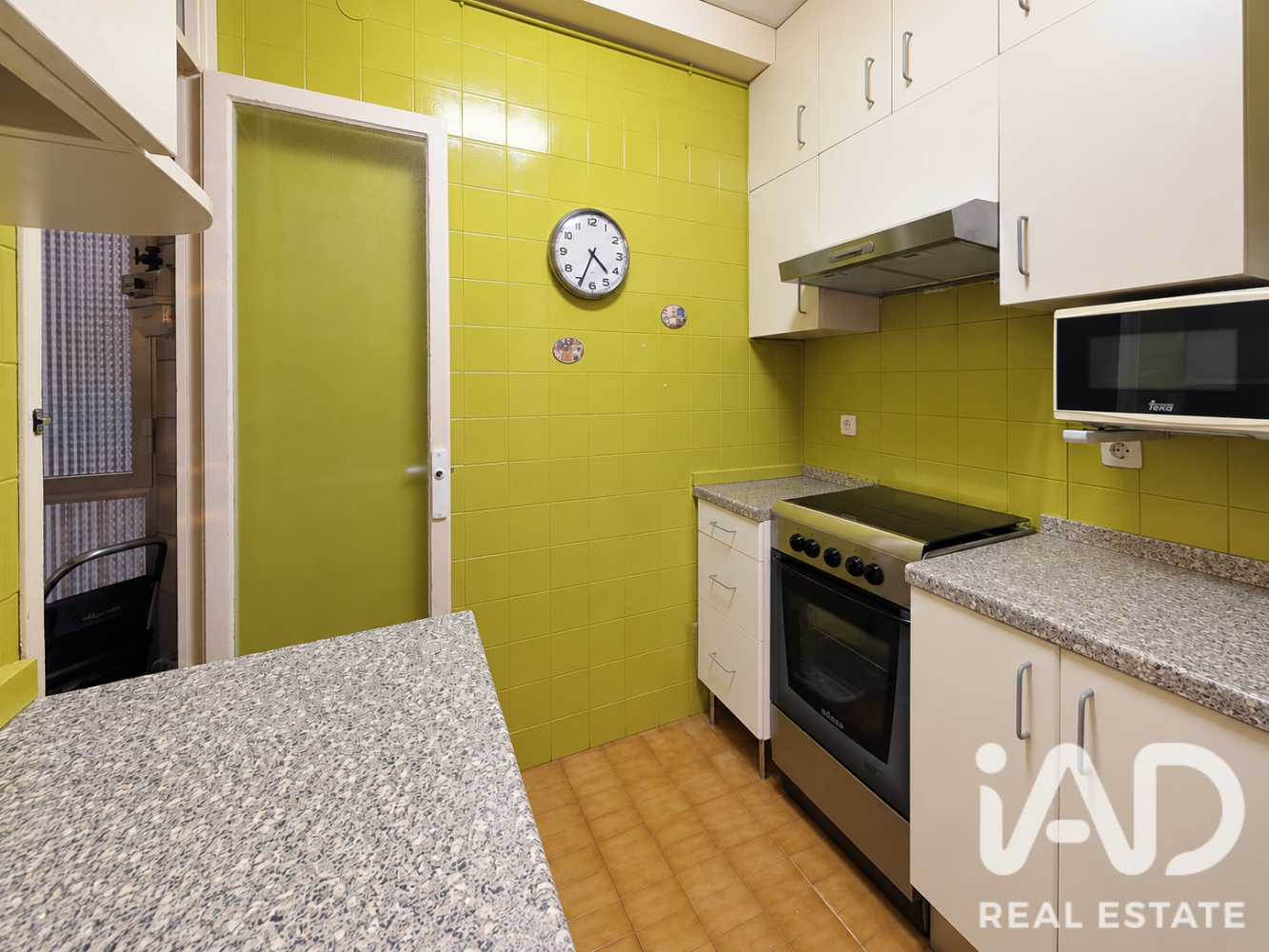 Apartment à Barcelona, Espagne 80 m2 No. 197881