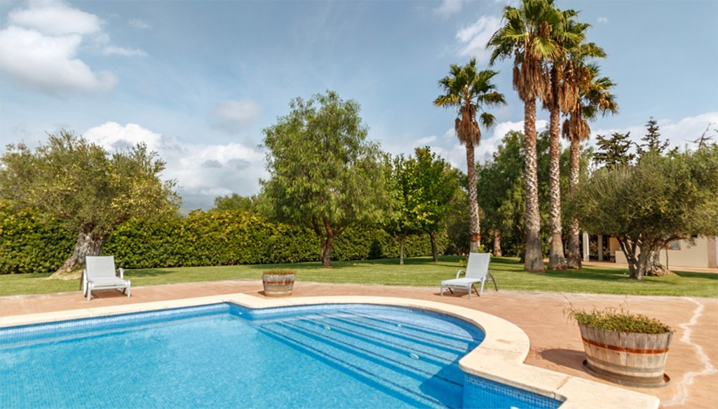 Villa en Algorfa, Alicante, España 4 dormitorios, 375 m2 No. 198843
