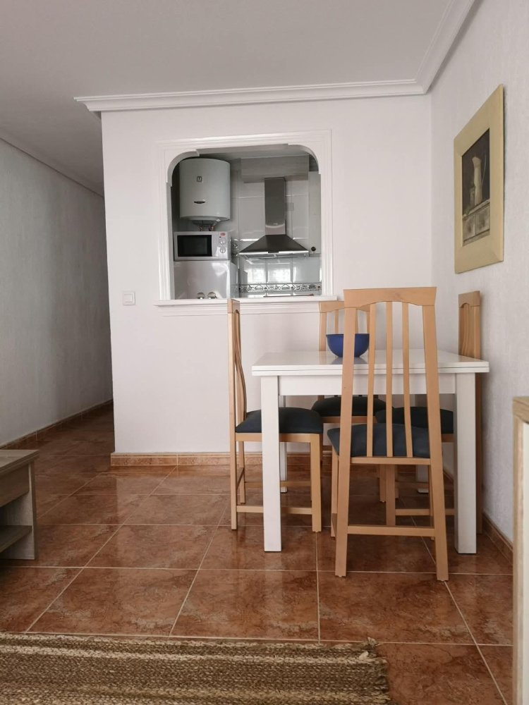 Apartment à Torrevieja, Alicante, Espagne 2 chambres, 58 m2 No. 197896