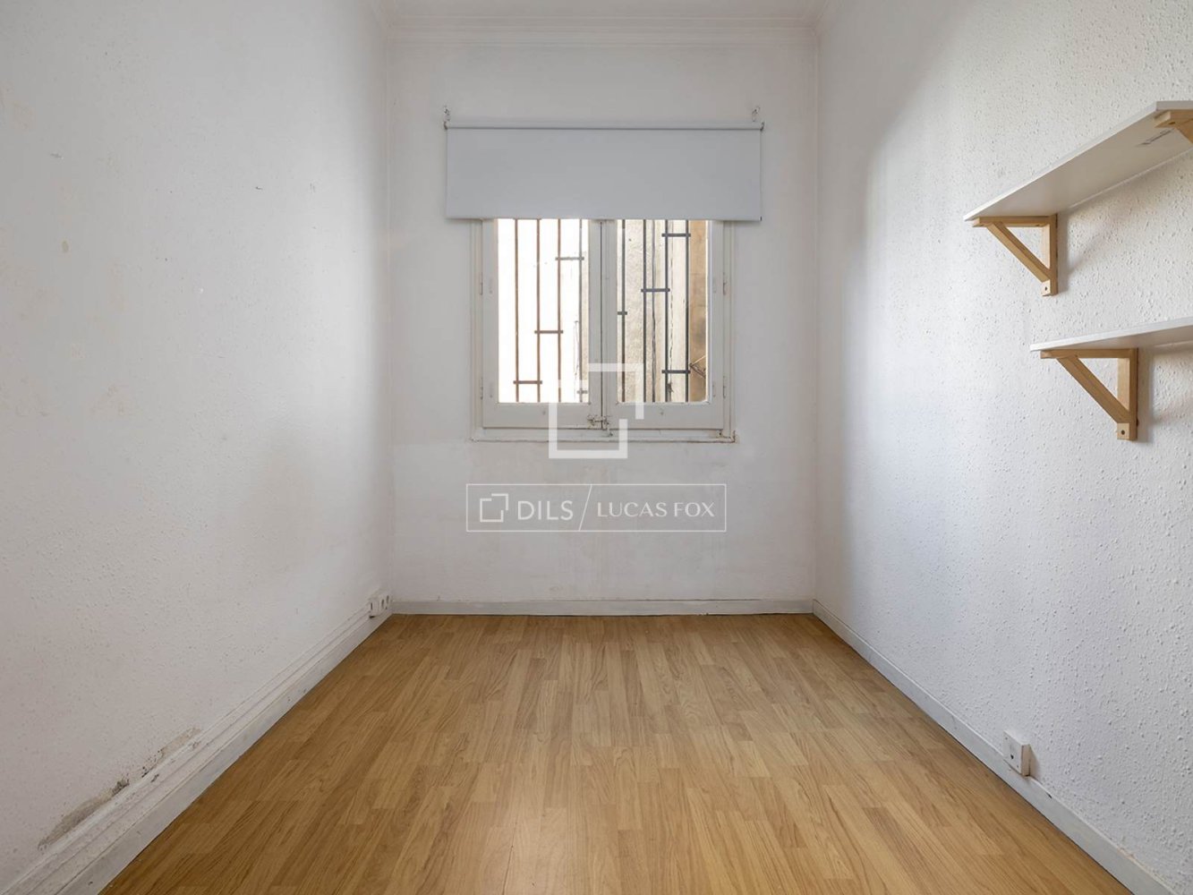 Apartment à Barcelona, Espagne 5 chambres, 130 m2 No. 200010