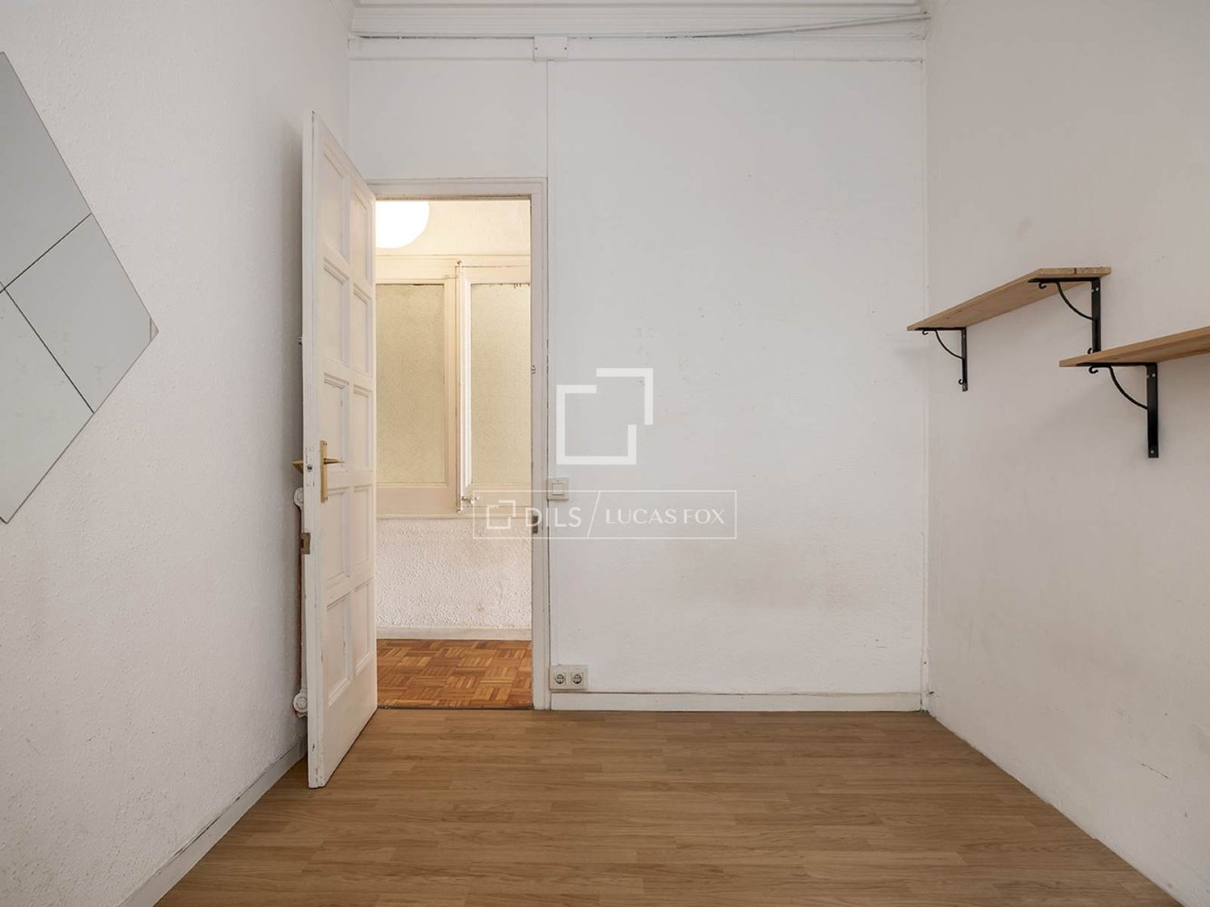 Apartment à Barcelona, Espagne 5 chambres, 130 m2 No. 200010