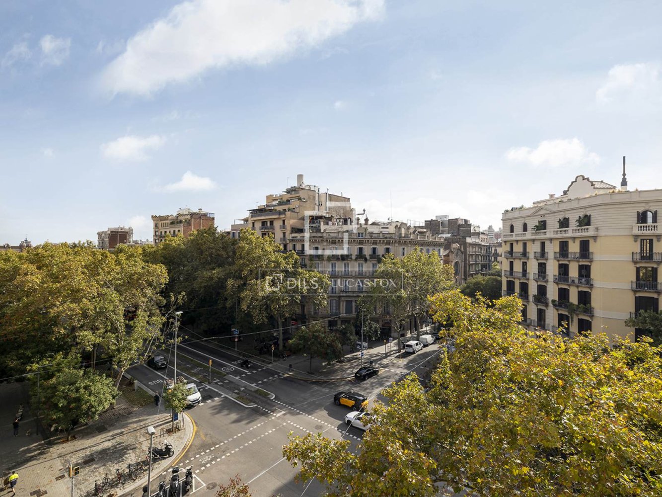 Apartment à Barcelona, Espagne 5 chambres, 130 m2 No. 200010