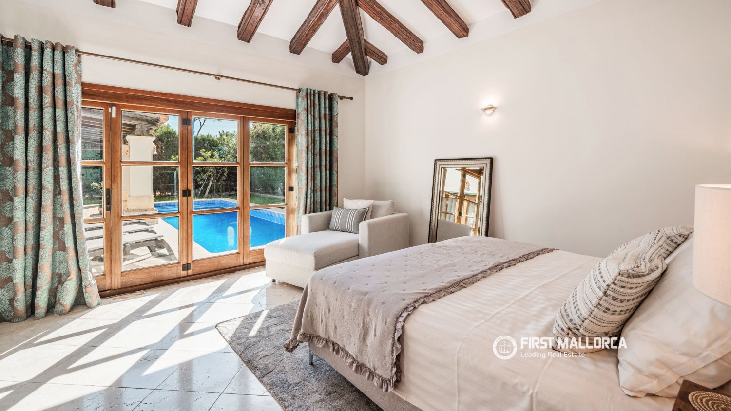 Villa in Nova Santa Ponsa, Mallorca, Spanien 4 Schlafzimmer, 310 m2 Nr. 199685