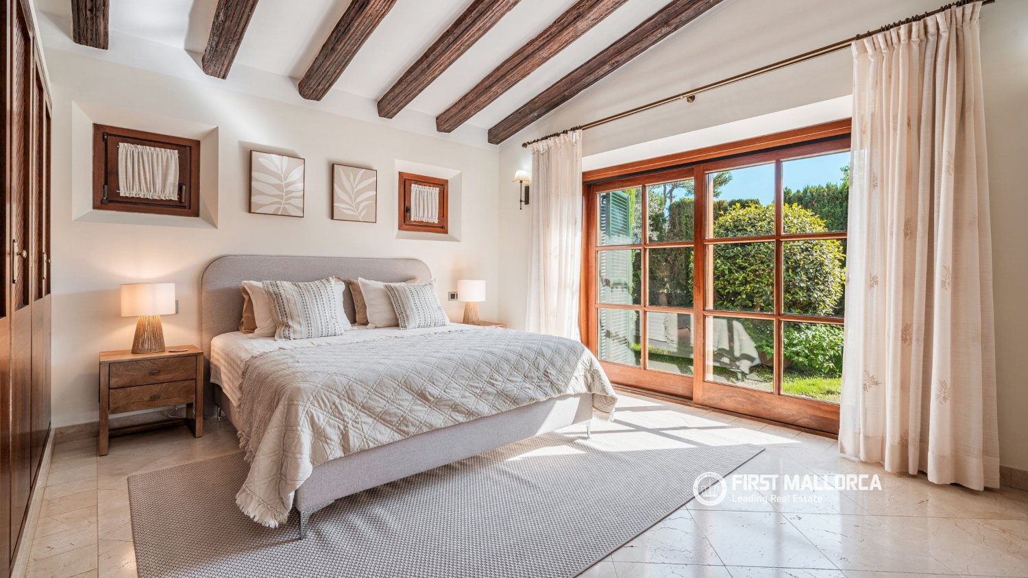 Villa in Nova Santa Ponsa, Mallorca, Spanien 4 Schlafzimmer, 310 m2 Nr. 199685