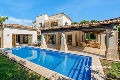 Villa in Nova Santa Ponsa, Mallorca, Spanien 4 Schlafzimmer, 310 m2 Nr. 199685