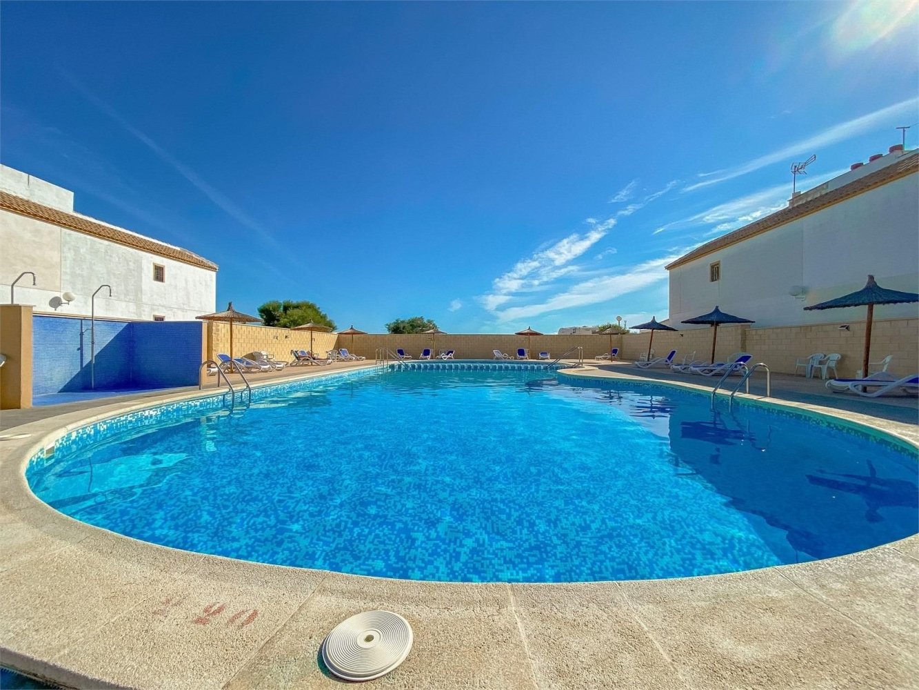 Bungalow en Torrevieja, Alicante, España 55 m2 No. 199657