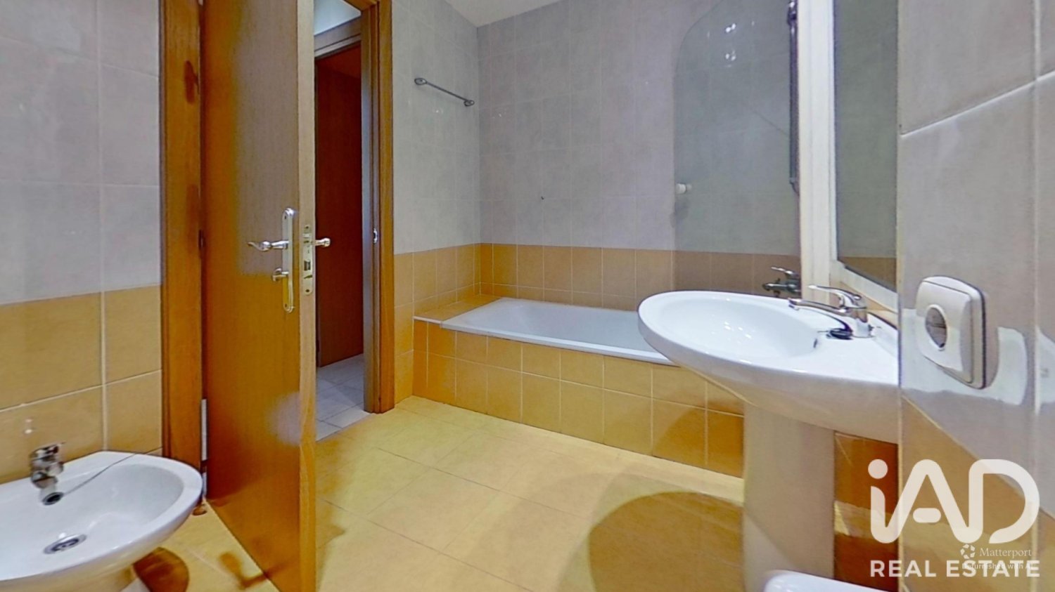 Dzīvoklis El Vendrell, Tarragona, Spānijā 3 istabas, 108 m2 Nr. 197812
