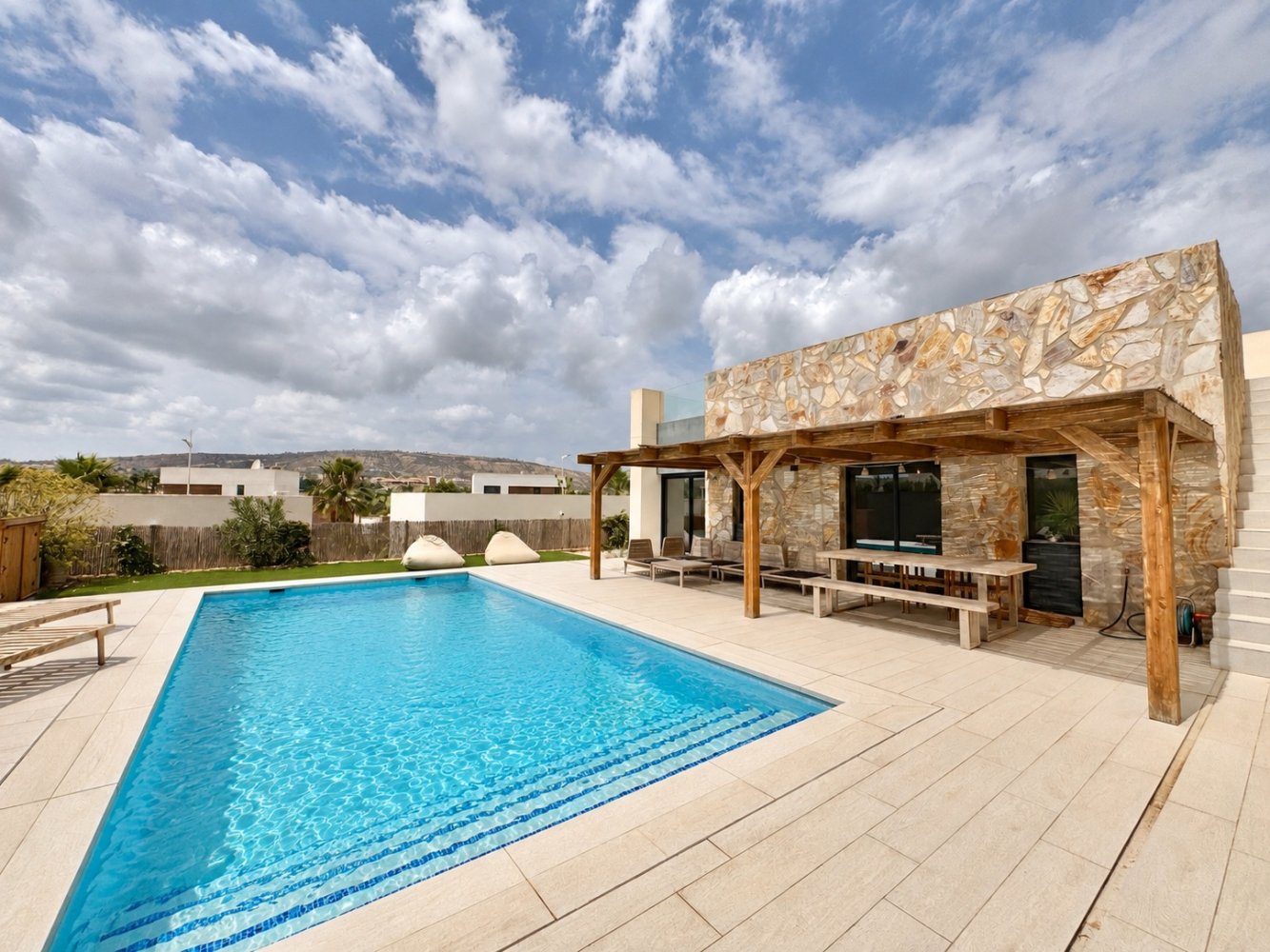 Villa in Alicante, Spanien 3 Schlafzimmer, 125 m2 Nr. 197213