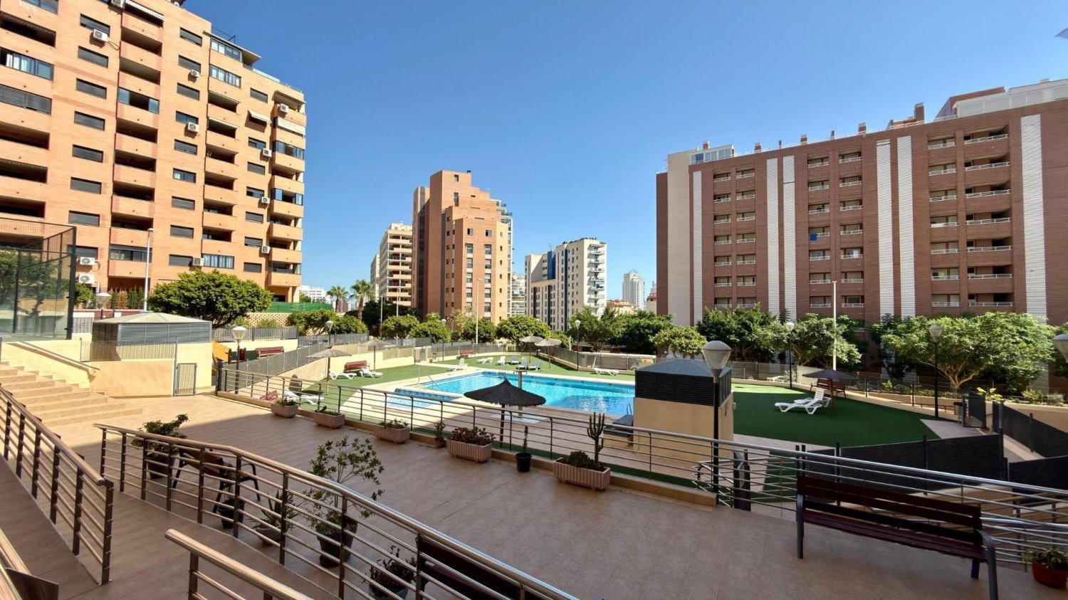 Apartamento en Finestrat, Alicante, España 2 dormitorios, 99 m2 No. 168364
