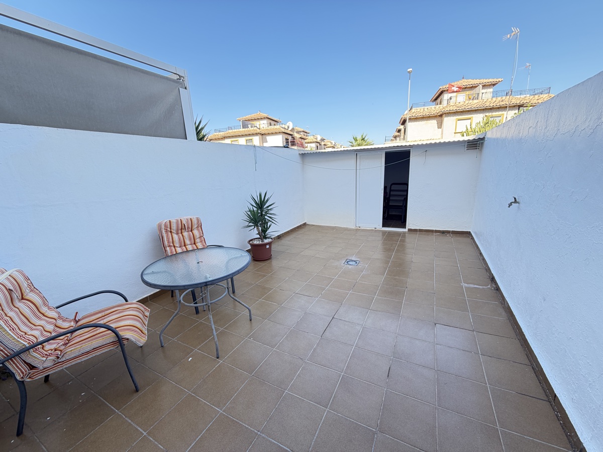 Villetta a schiera a La Zenia, Alicante, Spagna 3 camere da letto, 80 mq. N° 197479