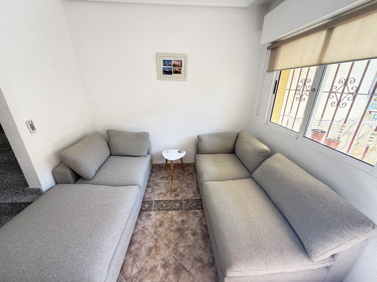 Villetta a schiera a La Zenia, Alicante, Spagna 3 camere da letto, 80 mq. N° 197479
