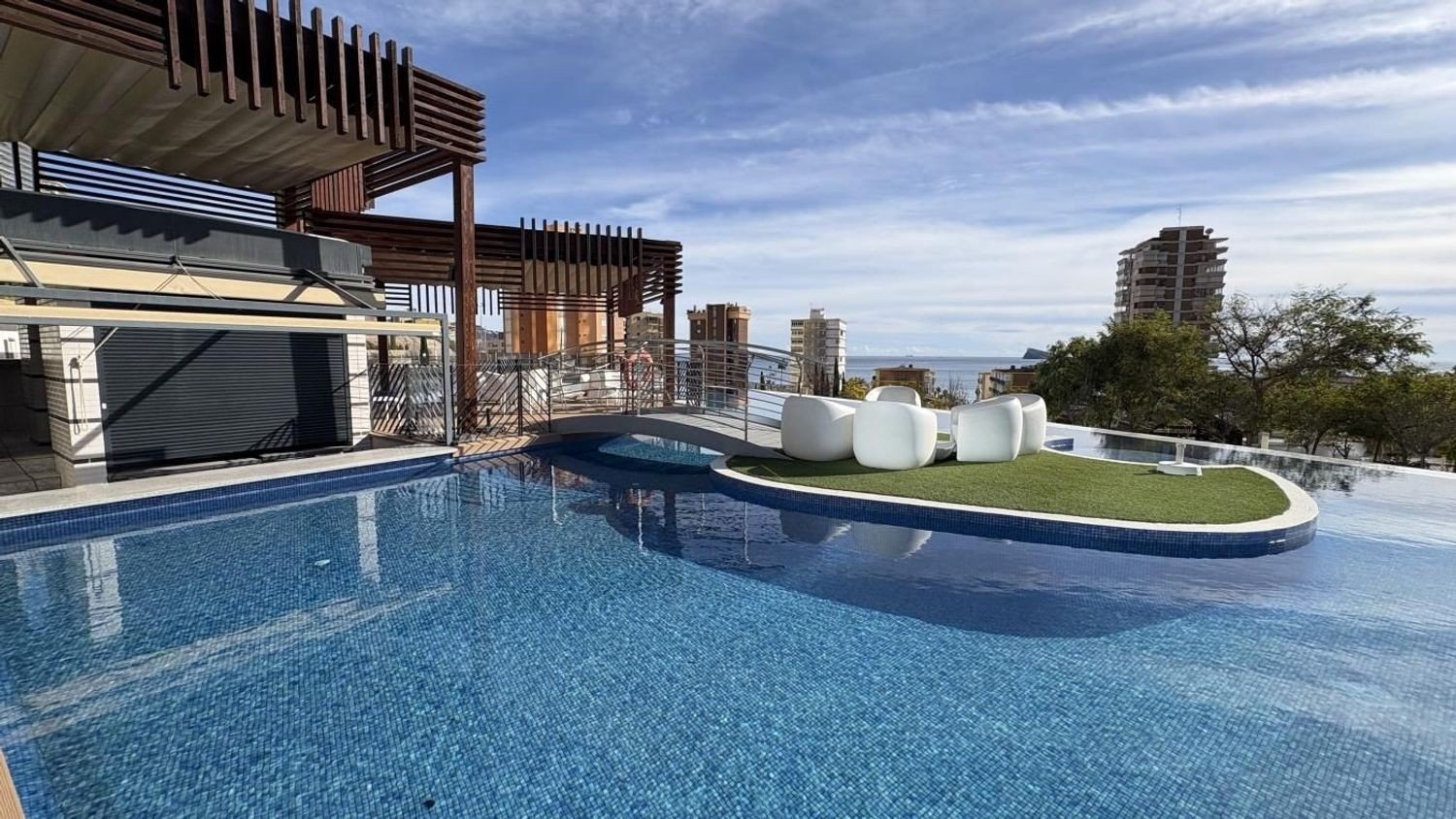 Apartamento en Benidorm, Alicante, España 2 dormitorios, 113 m2 No. 197965