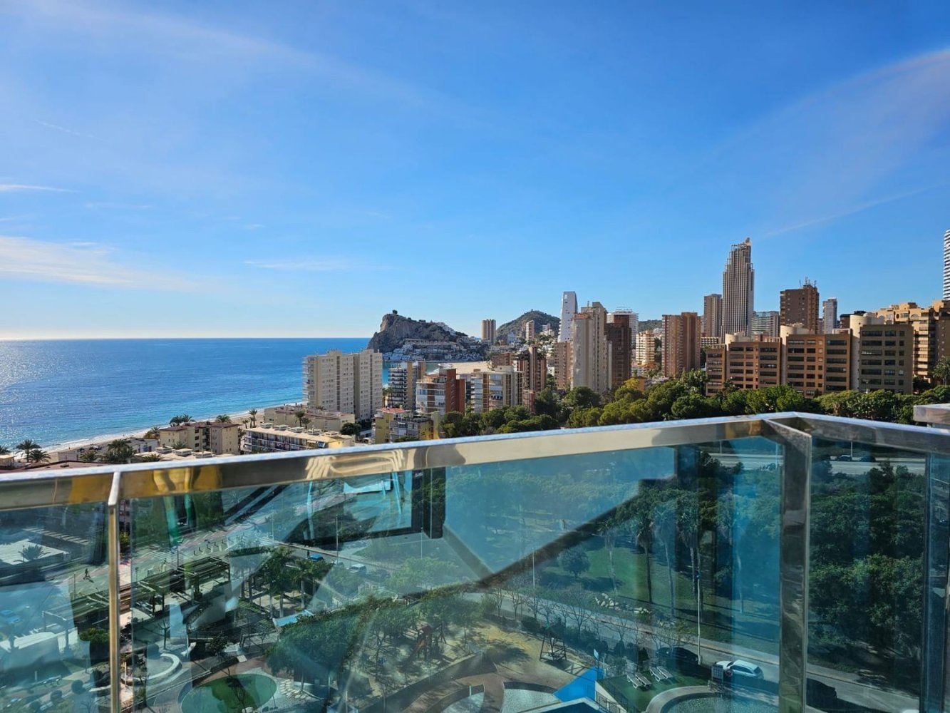 Apartamento en Benidorm, Alicante, España 2 dormitorios, 113 m2 No. 197965