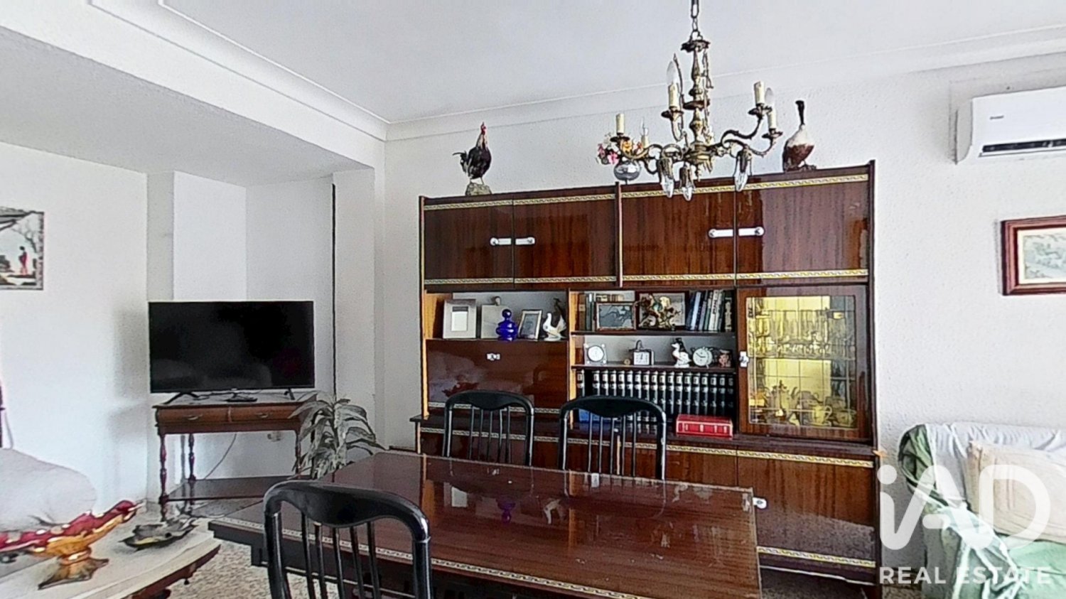 Apartment in Zaragoza, Spain 2 bedrooms, 58 sq.m. No. 197760