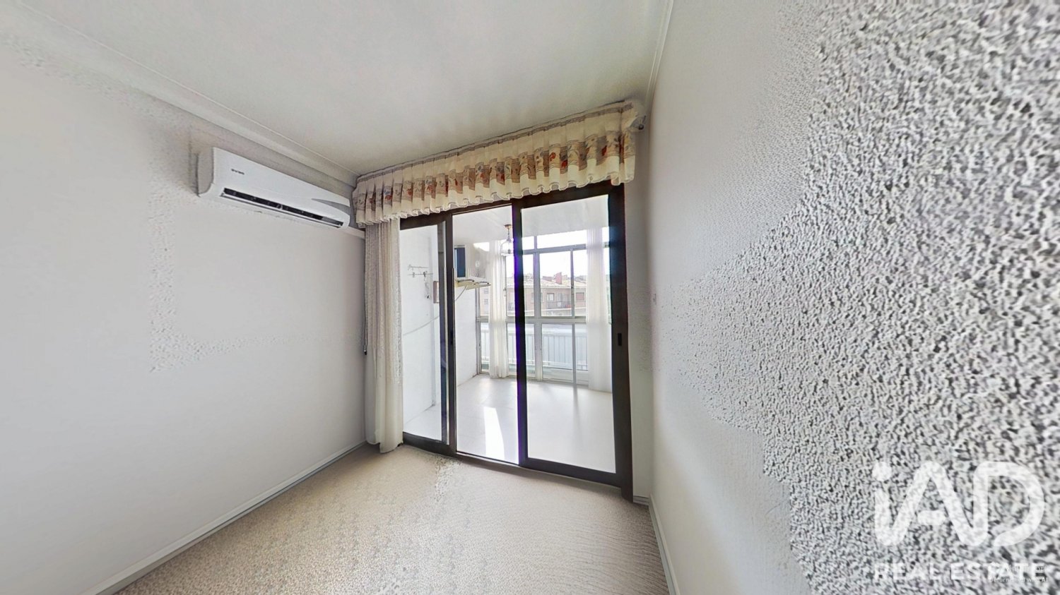 Apartment in Zaragoza, Spain 2 bedrooms, 58 sq.m. No. 197760