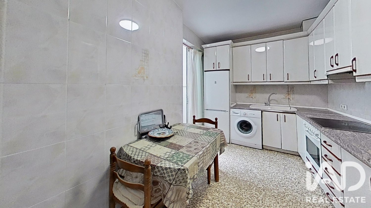 Apartment in Zaragoza, Spain 2 bedrooms, 58 sq.m. No. 197760