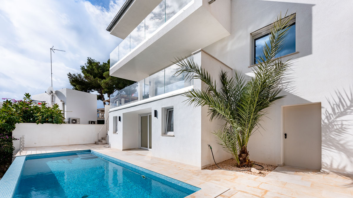 Villa in Mallorca, Spain 4 bedrooms, 379 sq.m. No. 197921