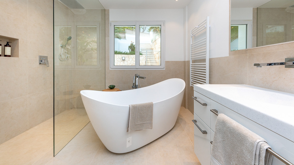 Villa in Mallorca, Spain 4 bedrooms, 379 sq.m. No. 197921