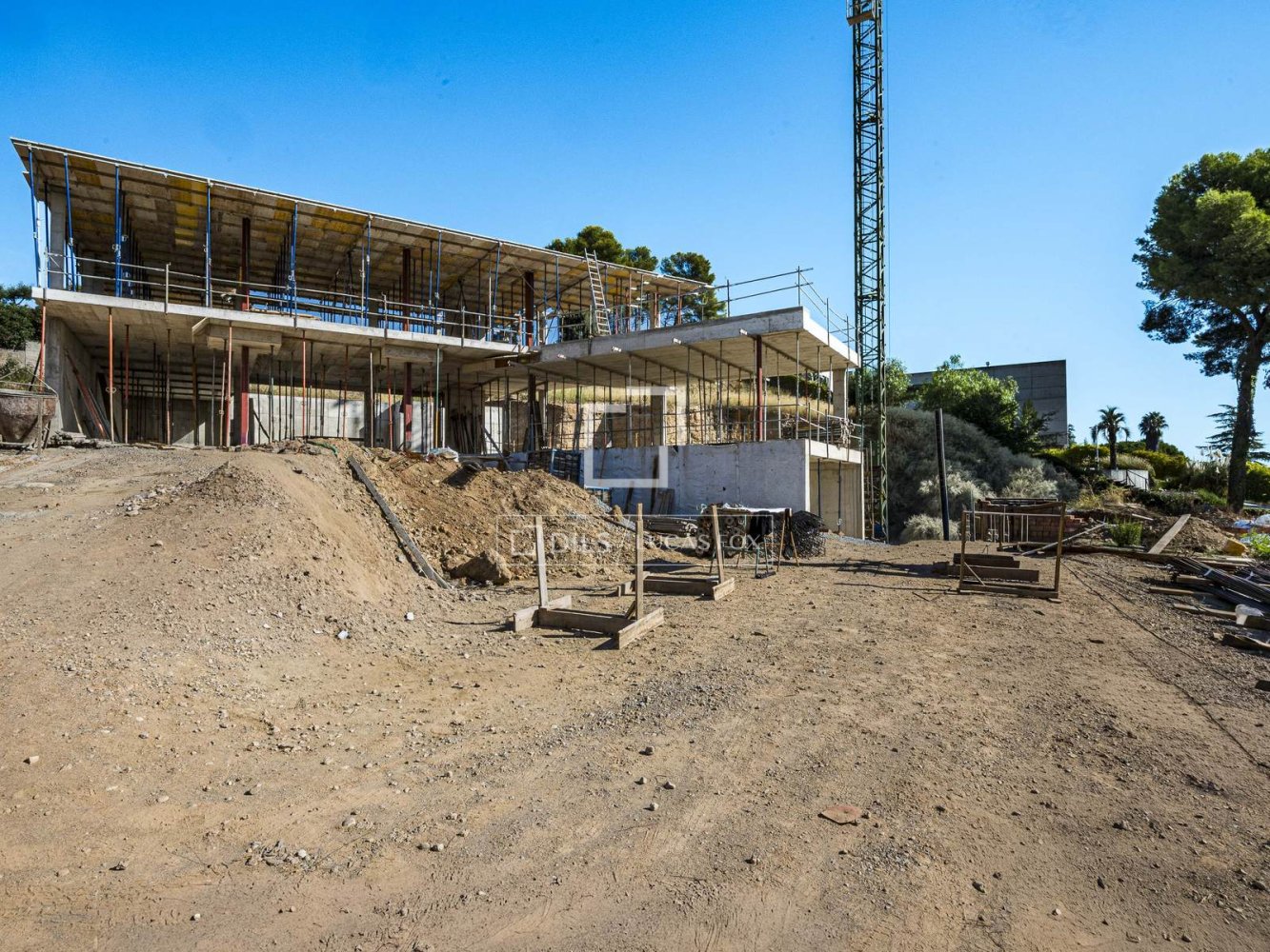 Land plot in Bellaterra, Barcelona, Spain 6 bedrooms, 471 sq.m. No. 199166