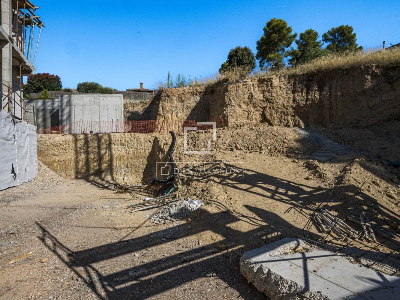 Land plot in Bellaterra, Barcelona, Spain 6 bedrooms, 471 sq.m. No. 199166