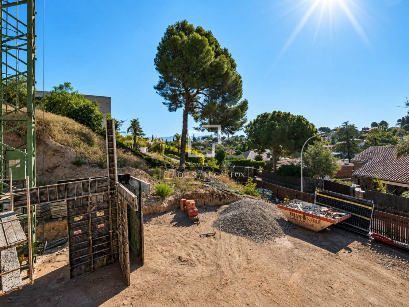 Land plot in Bellaterra, Barcelona, Spain 6 bedrooms, 471 sq.m. No. 199166