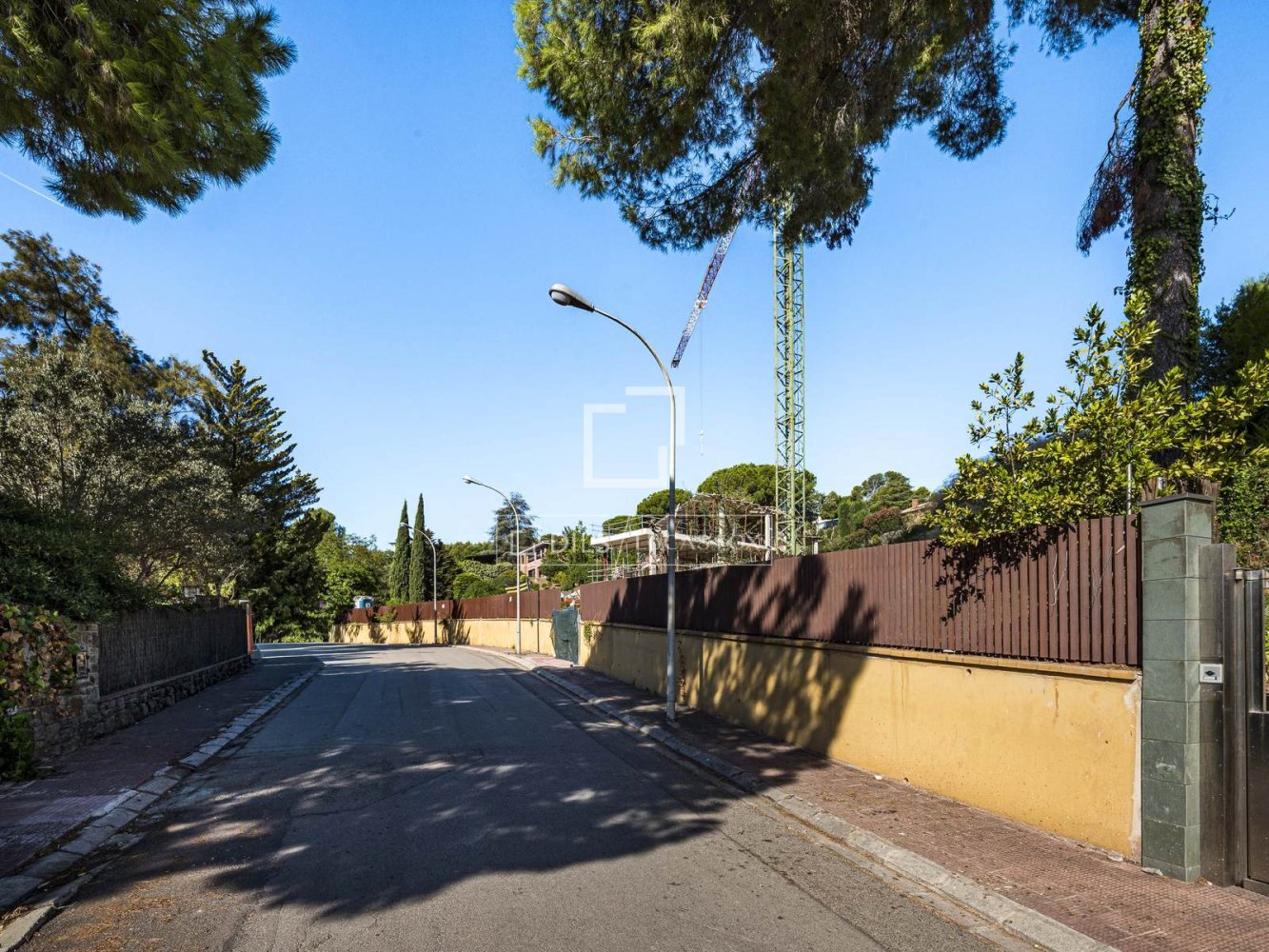 Land plot in Bellaterra, Barcelona, Spain 6 bedrooms, 471 sq.m. No. 199166