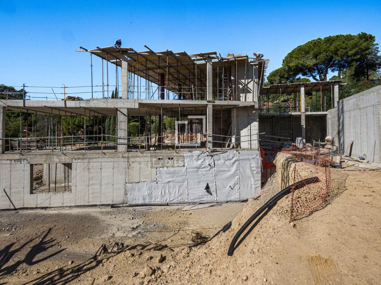 Land plot in Bellaterra, Barcelona, Spain 6 bedrooms, 471 sq.m. No. 199166
