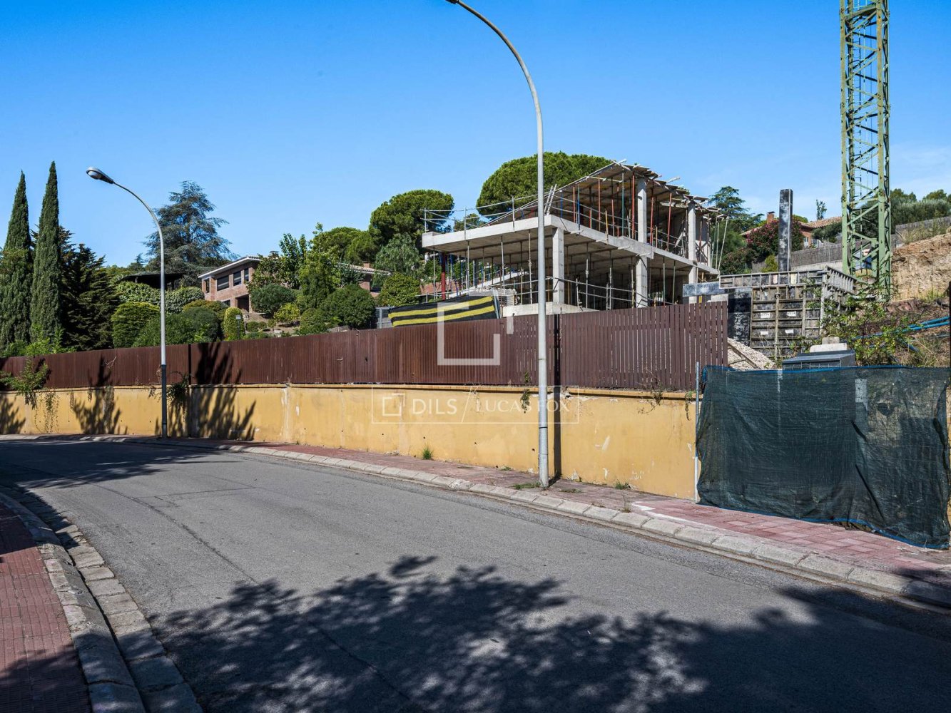 Land plot in Bellaterra, Barcelona, Spain 6 bedrooms, 471 sq.m. No. 199166