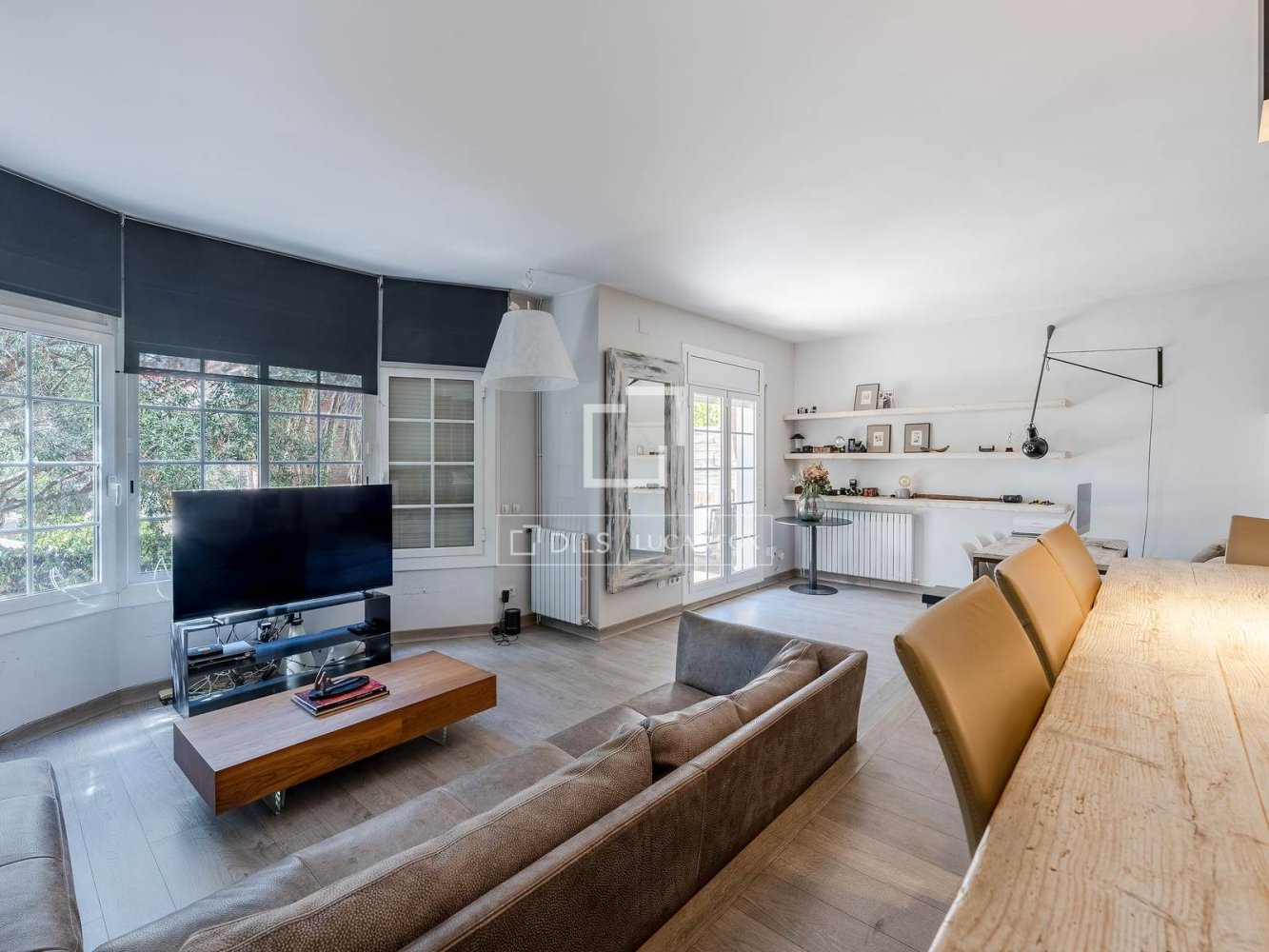 Villa in Esplugues de Llobregat, Barcelona, Spain 5 bedrooms, 354 sq.m. No. 195620