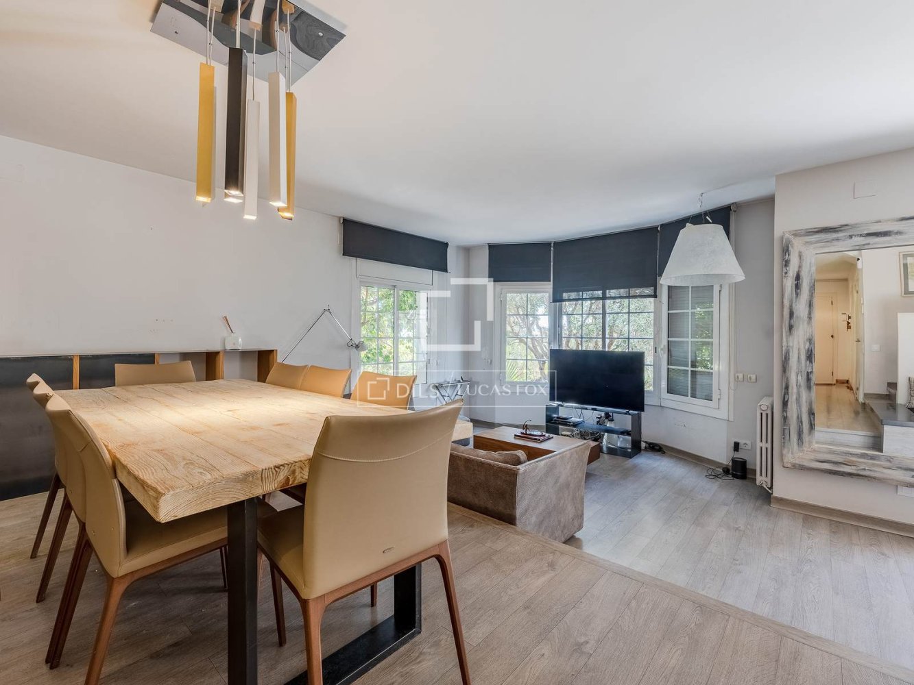 Villa in Esplugues de Llobregat, Barcelona, Spain 5 bedrooms, 354 sq.m. No. 195620