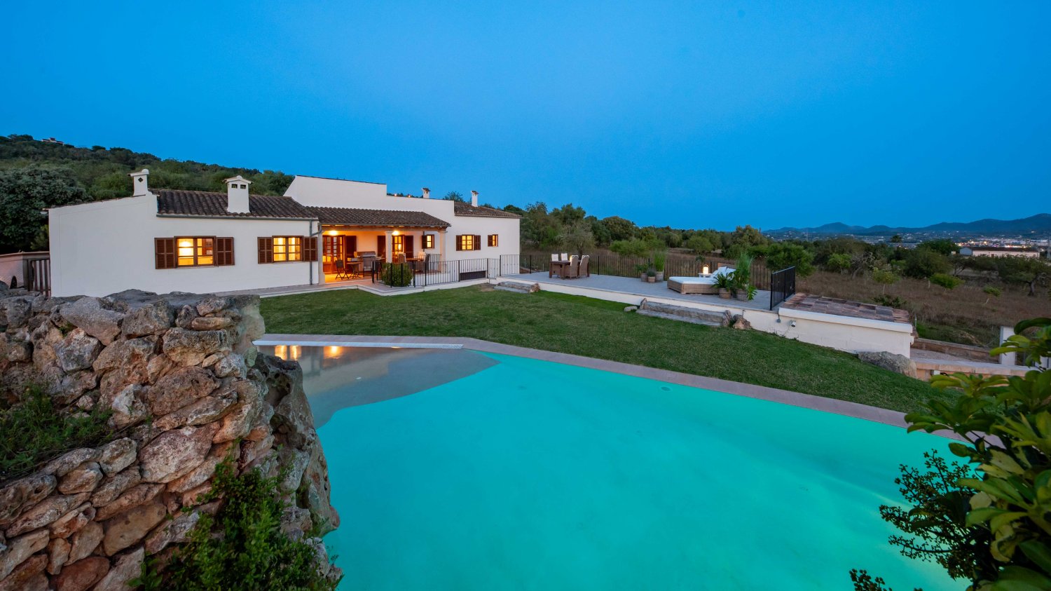 Finca in Manacor, Mallorca, Spain 5 bedrooms, 493 sq.m. No. 128210