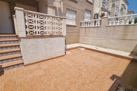 Bungalow en Torrevieja, Alicante, España 2 dormitorios, 70 m2 No. 198991