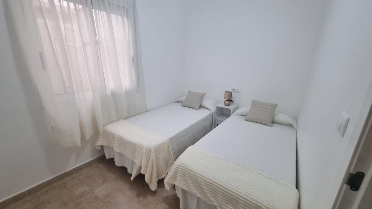 Bungalowi Torrevieja, Alicante, Espanja 2 makuuhuonetta, 70 m2 No. 198991