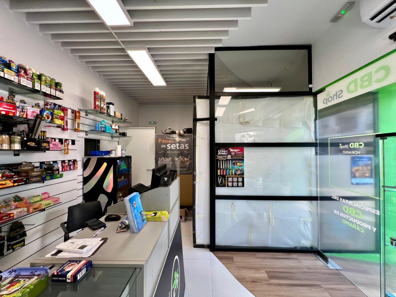 Komerciāls īpašums Torrevieja, Alicante, Spānijā 45 m2 Nr. 197344
