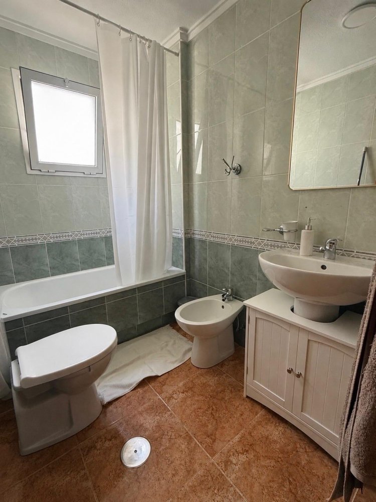 Apartamento en Torrevieja, Alicante, España 1 dormitorio, 59 m2 No. 198758