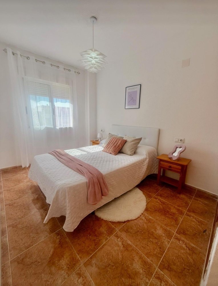 Apartamento en Torrevieja, Alicante, España 1 dormitorio, 59 m2 No. 198758