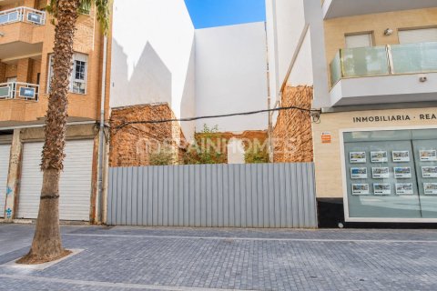 Land plot in Torrevieja, Alicante, Spain 115 sq.m. No. 198079
