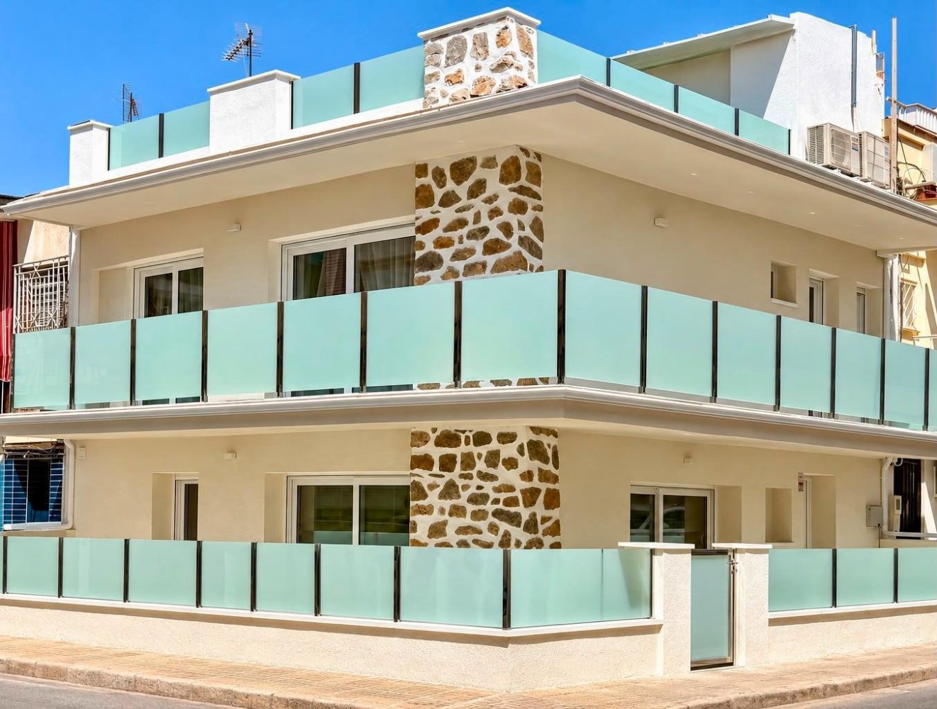 Villa a Lo Pagan, Murcia, Spagna 3 camere da letto, 143 mq. N° 198301