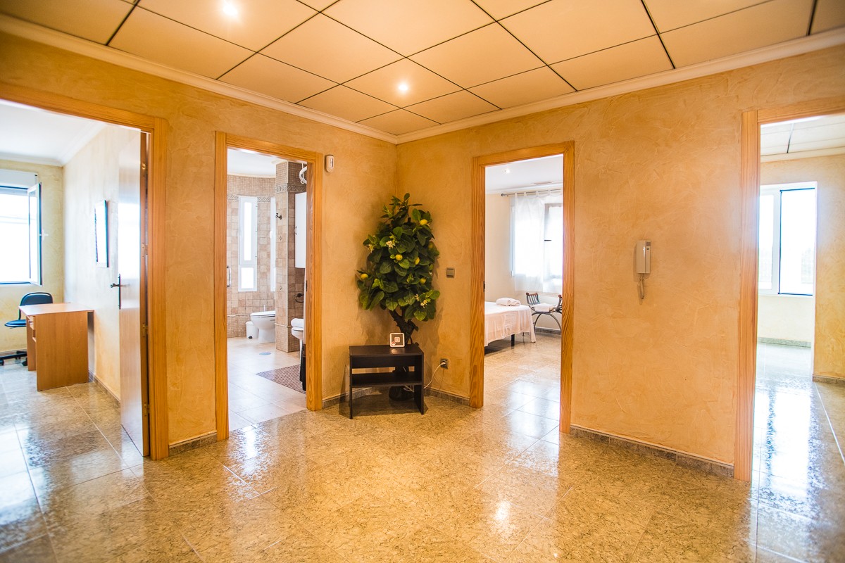 Huvila Orihuela, Alicante, Espanja 7 makuuhuonetta, 505 m2 No. 198036