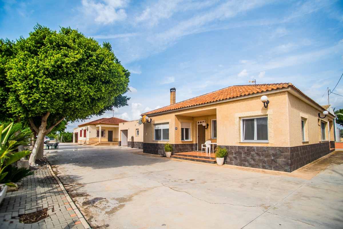 Huvila Orihuela, Alicante, Espanja 7 makuuhuonetta, 505 m2 No. 198036