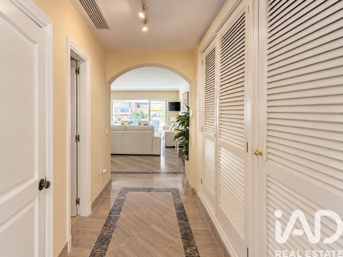 Dzīvoklis Marbella, Malaga, Spānijā 2 istabas, 145 m2 Nr. 197697