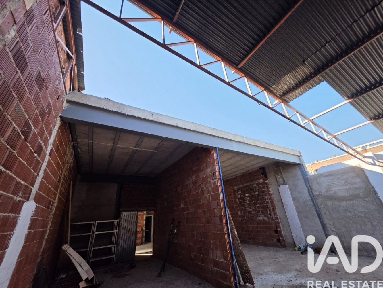 Commercial property in Puente Tocinos, Murcia, Spain 4 bedrooms, 287 sq.m. No. 199575