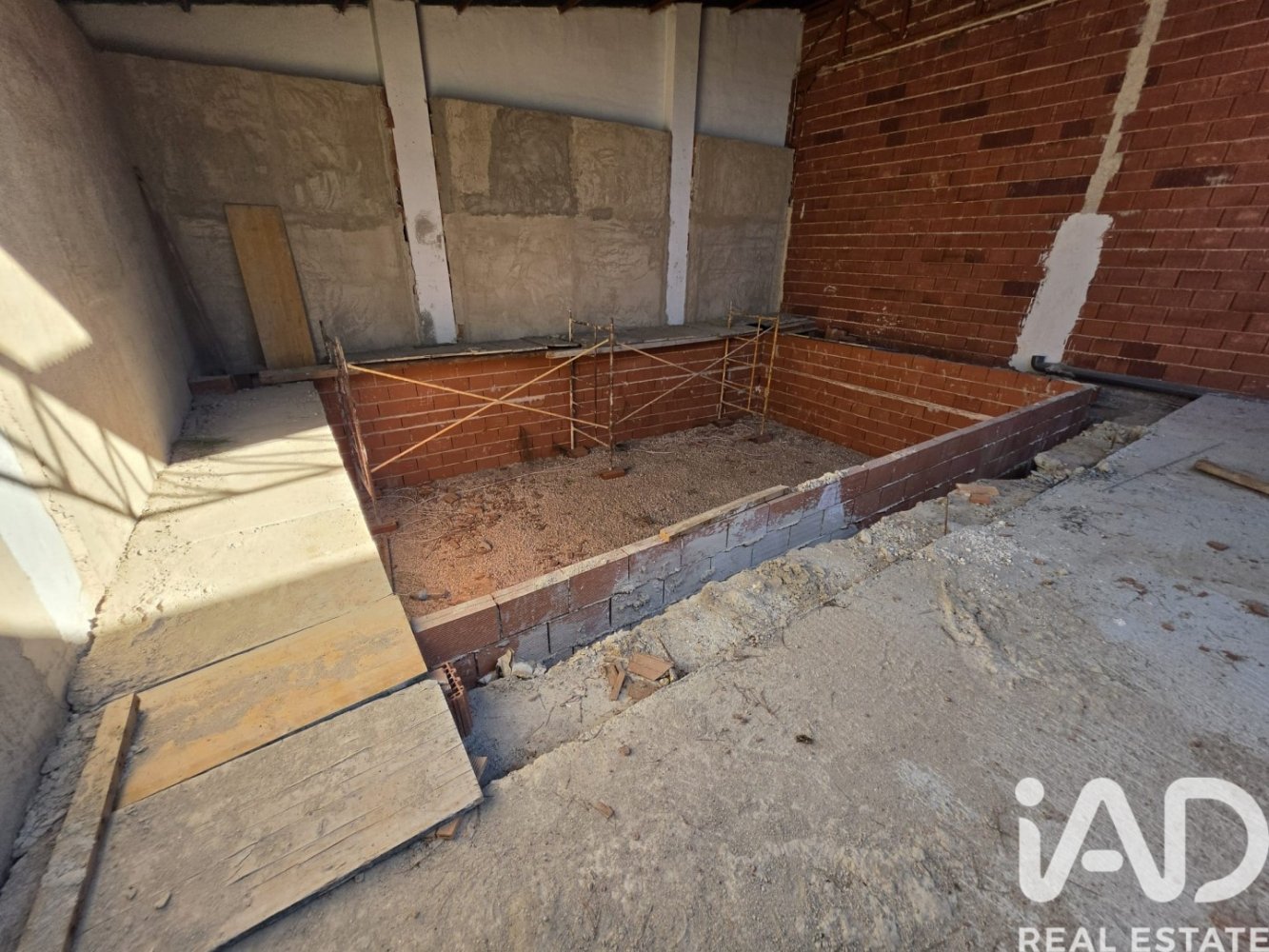 Commercial property in Puente Tocinos, Murcia, Spain 4 bedrooms, 287 sq.m. No. 199575