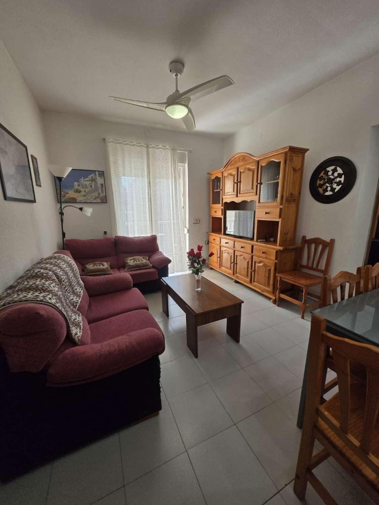 Apartment in Torrevieja, Alicante, Spain 3 bedrooms, 71 sq.m. No. 198091