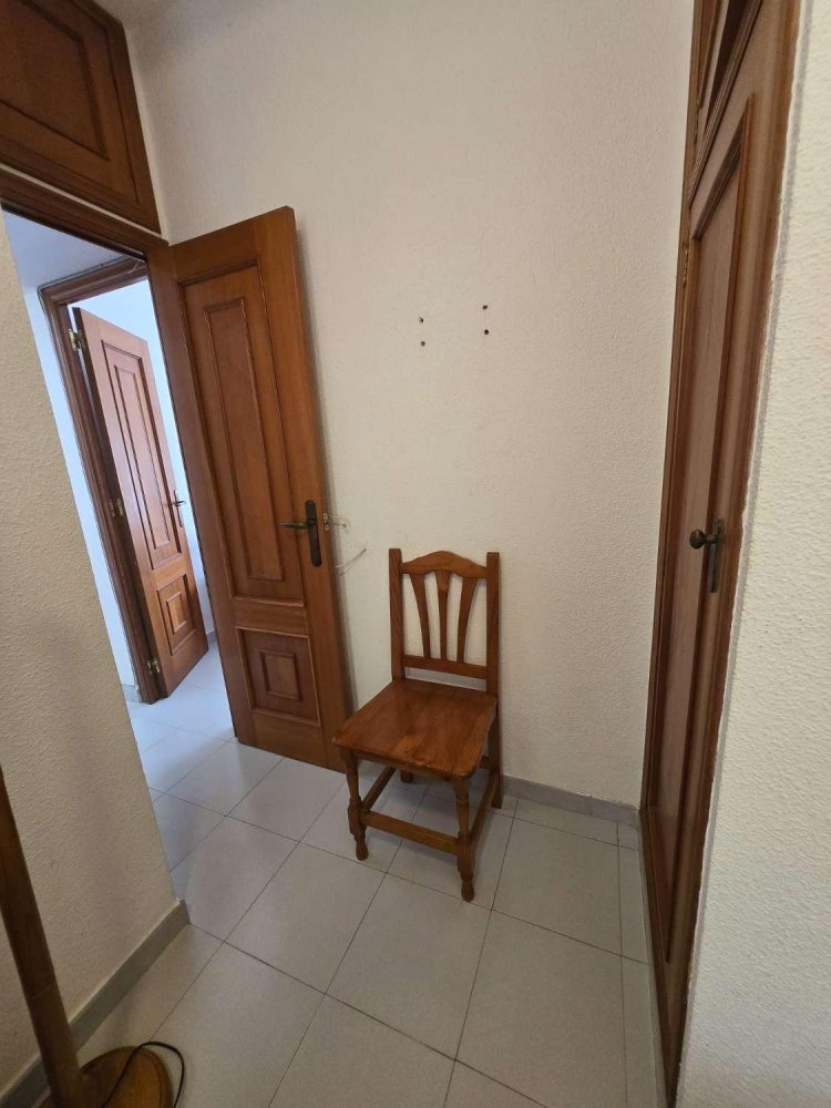 Apartment in Torrevieja, Alicante, Spain 3 bedrooms, 71 sq.m. No. 198091