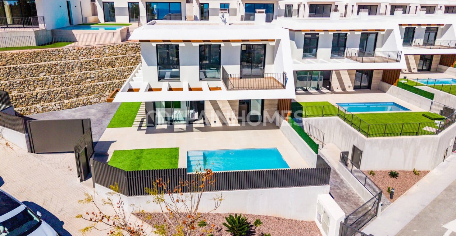 Villa in Polop, Alicante, Spain 3 bedrooms, 78 sq.m. No. 121111
