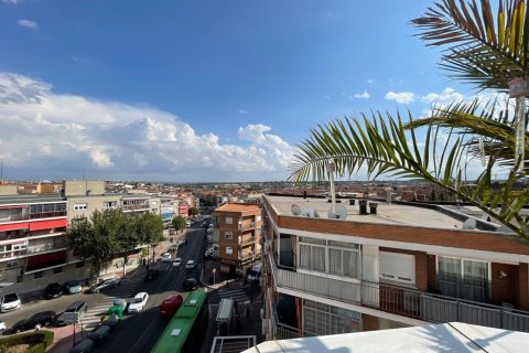 Penthouse in San Sebastian de los Reyes, Madrid, Spain 3 bedrooms, 110 sq.m. No. 199019