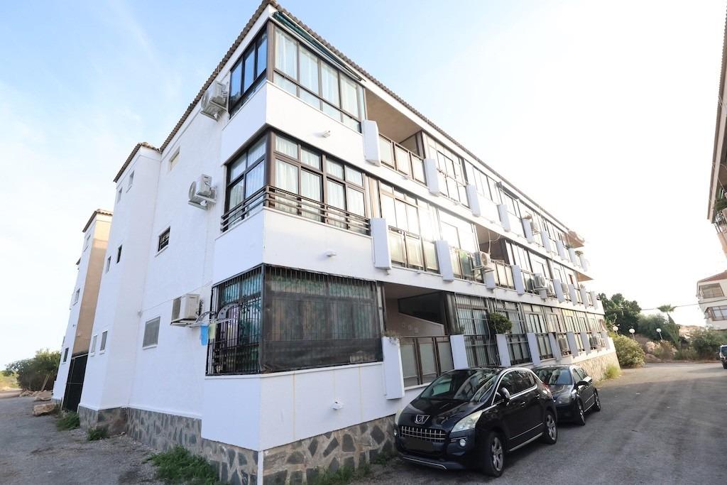 Apartamento en Torrevieja, Alicante, España 24 m2 No. 198756