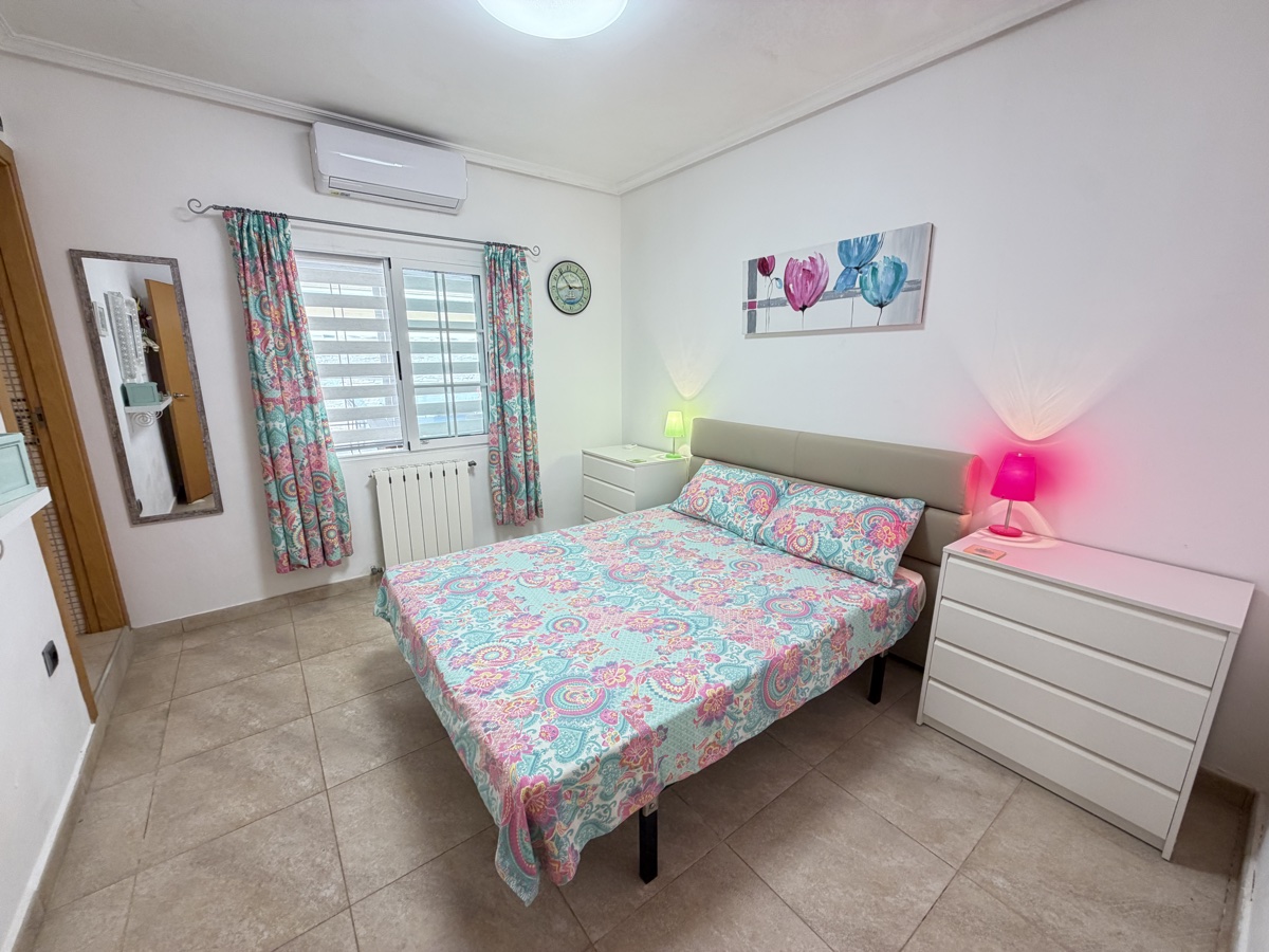 Villa in Cabo Roig, Alicante, Spanien 4 Schlafzimmer, 150 m2 Nr. 199759